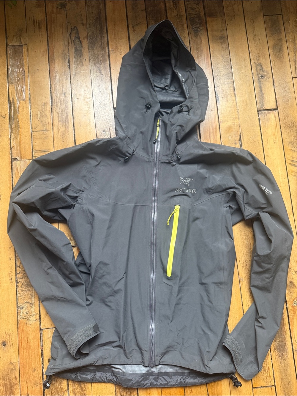 Arc'teryx Men's Gray Rain Shell with Yellow Chest Zip
